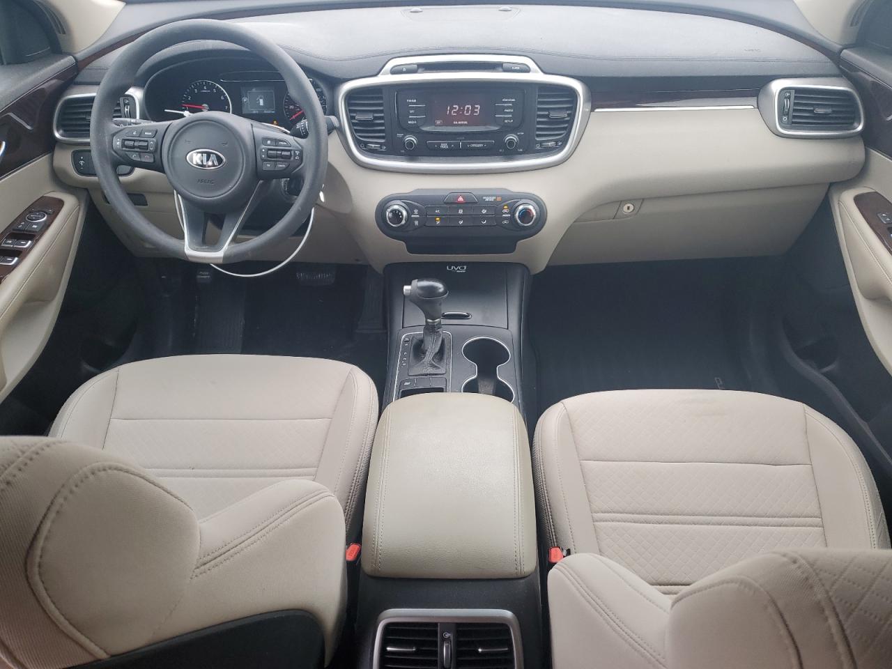 2016 Kia Sorento - Image 8