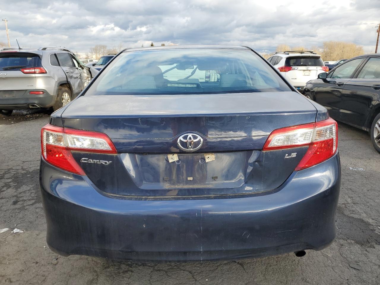 2014 Toyota Camry - Image 6