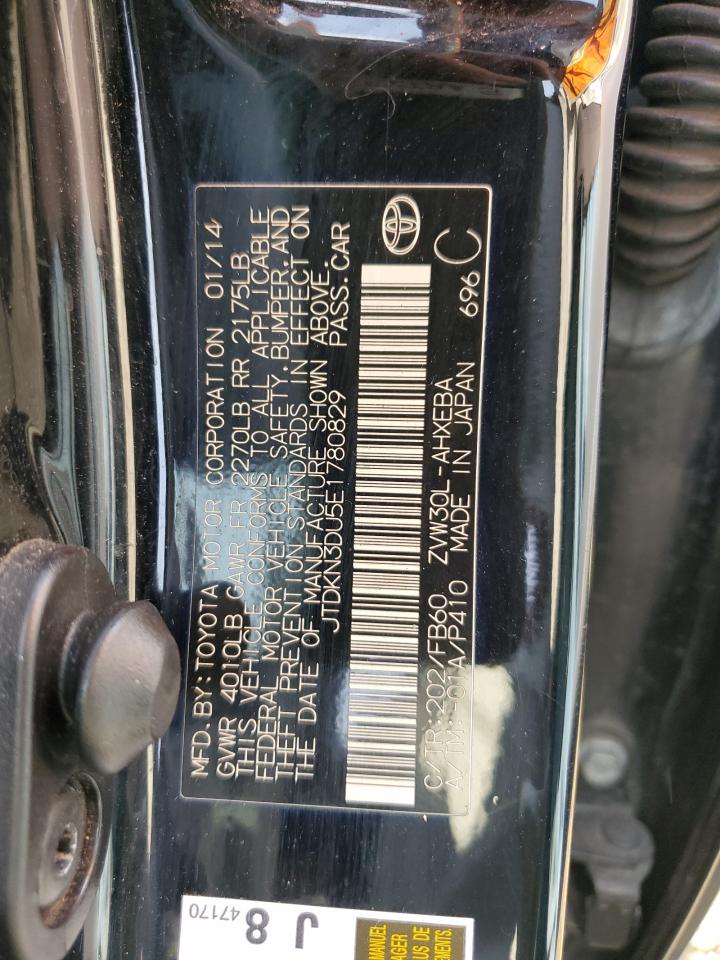 2014 Toyota Prius - Image 12