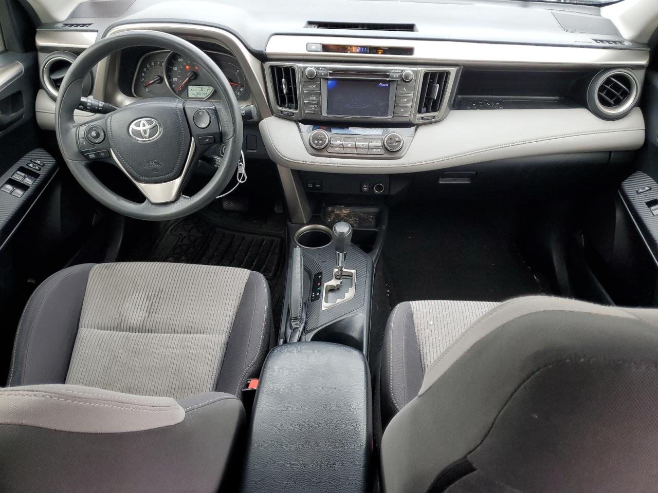 2013 Toyota RAV 4 - Image 8