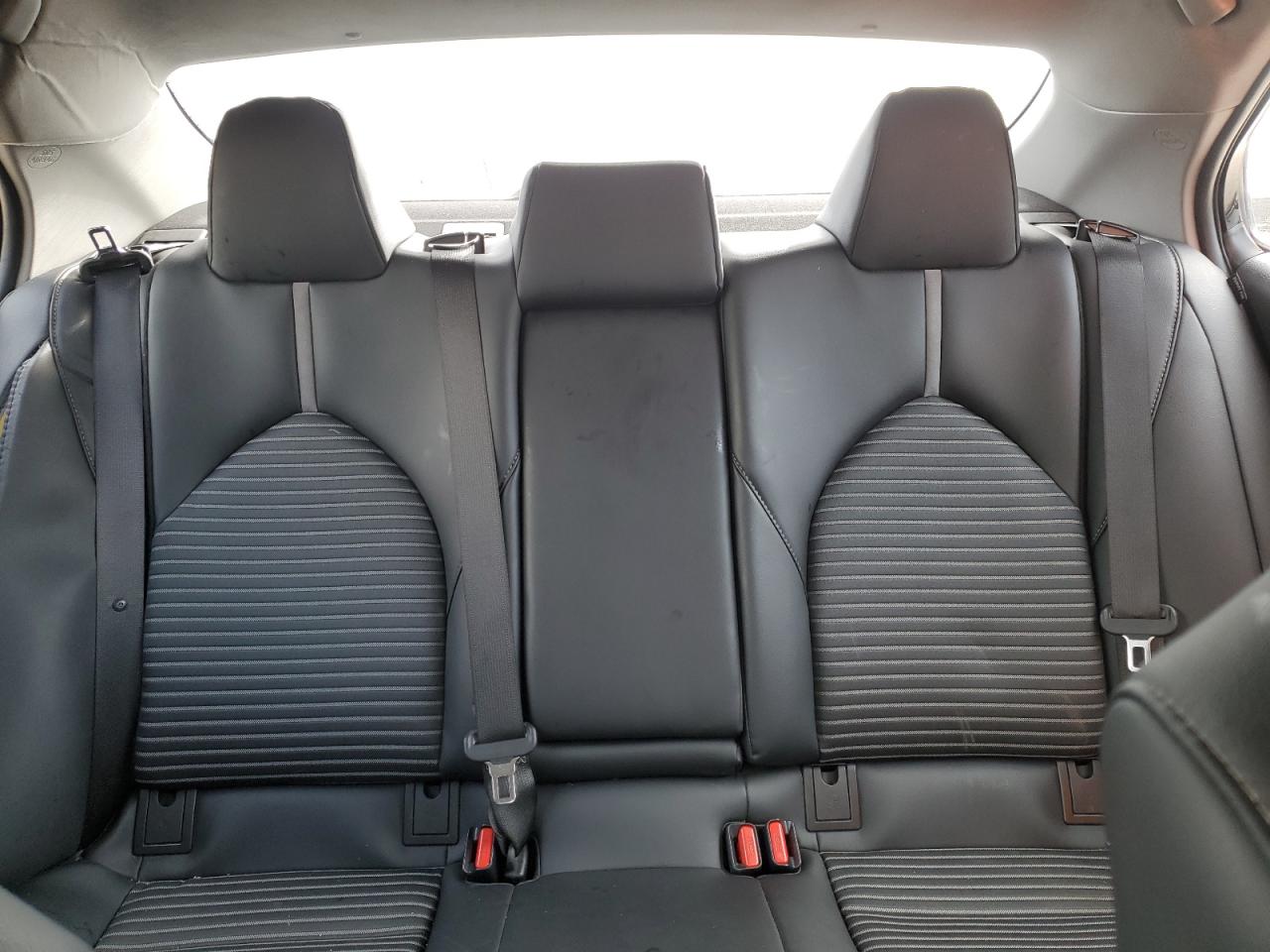 2020 Toyota Camry - Image 10