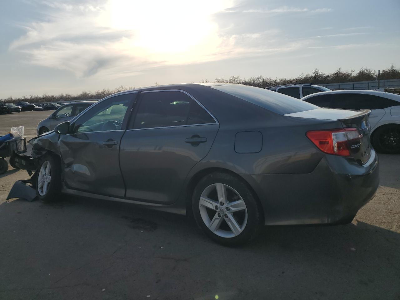 2014 Toyota Camry - Image 2