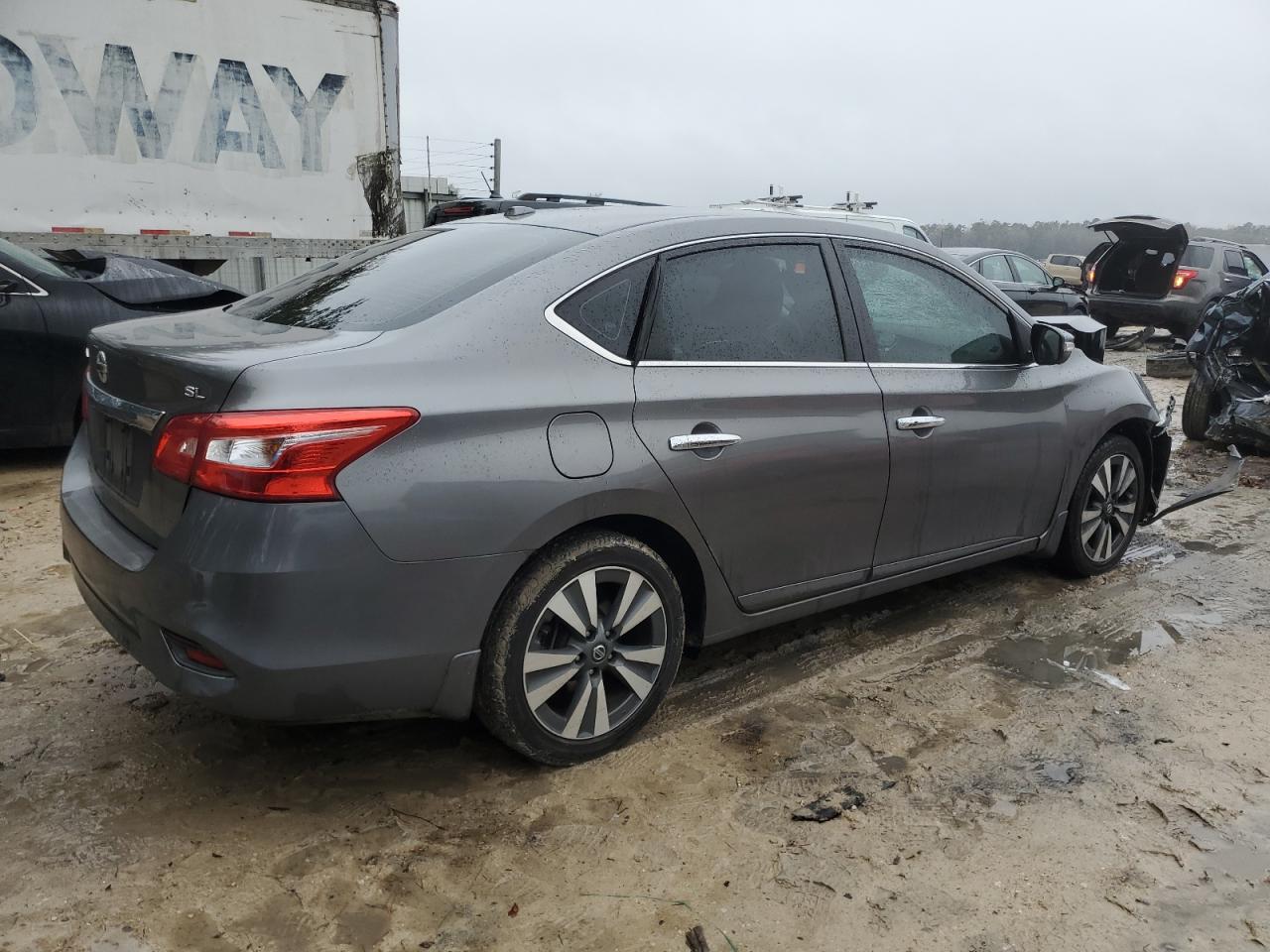 2018 Nissan Sentra - Image 3