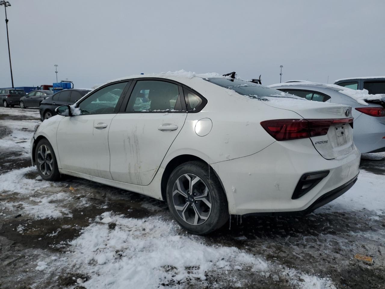 2019 Kia Forte - Image 2
