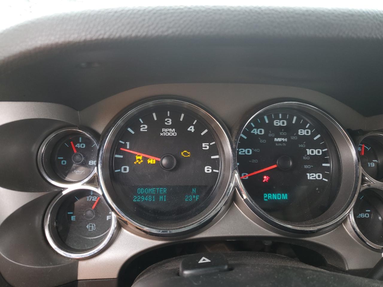 2012 Chevrolet Silverado - Image 9