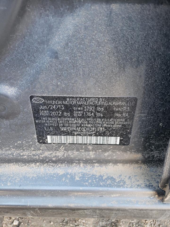 2013 Hyundai Elantra - Image 12