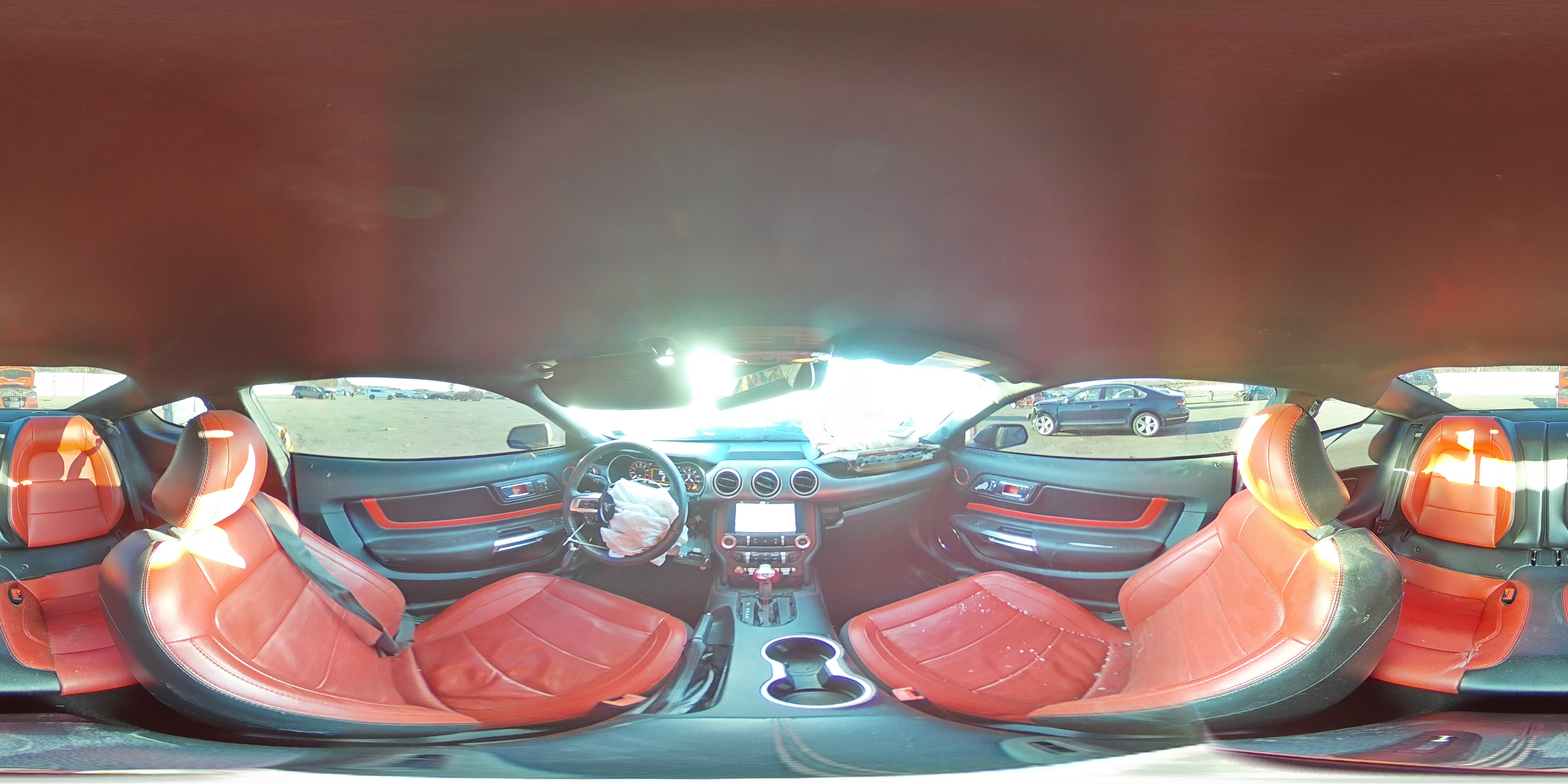 2019 Ford Mustang - Image 12