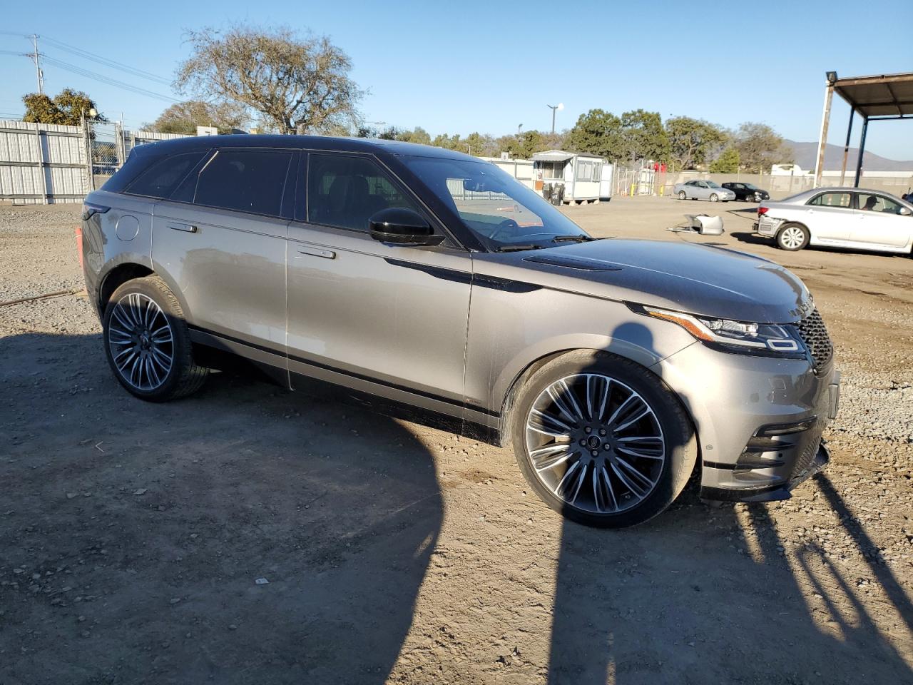 2019 Land Rover Range Rover - Image 4