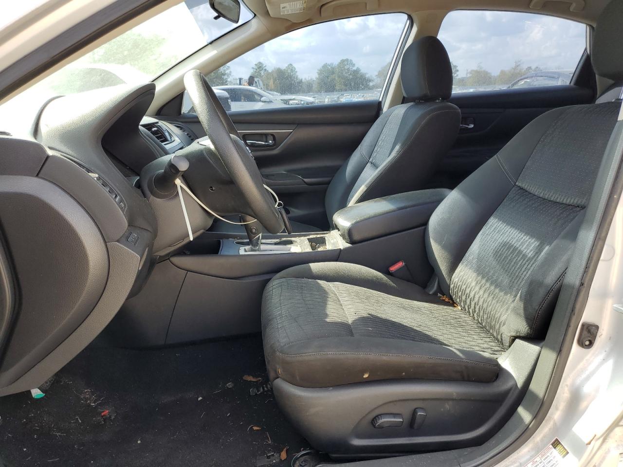 2016 Nissan Altima - Image 7