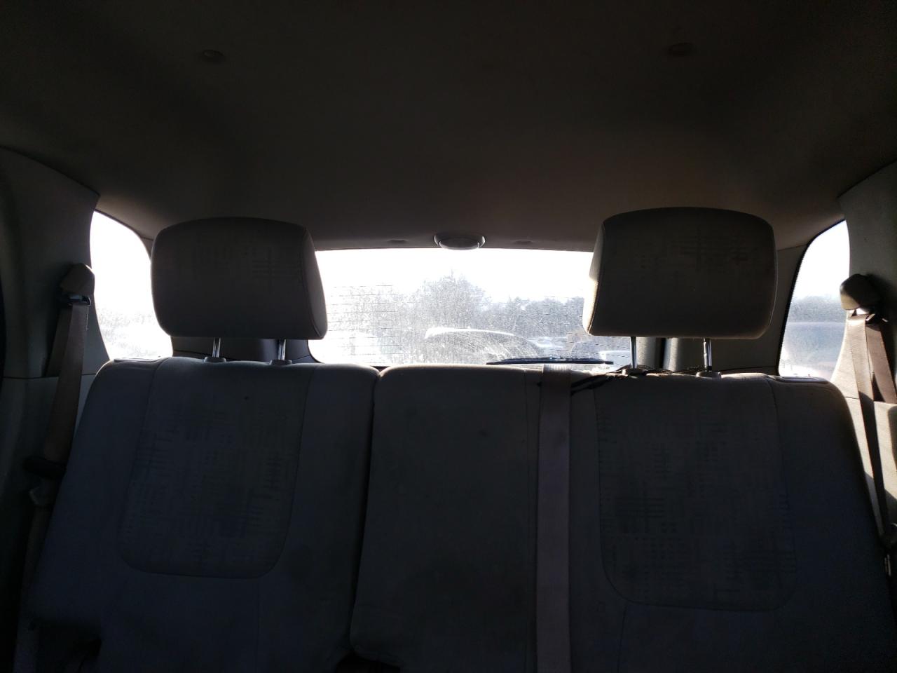 2005 Chevrolet Equinox - Image 10