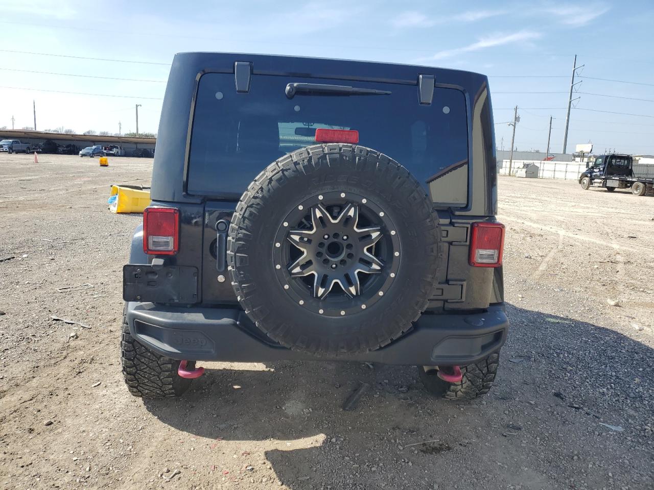 2016 Jeep Wrangler - Image 6