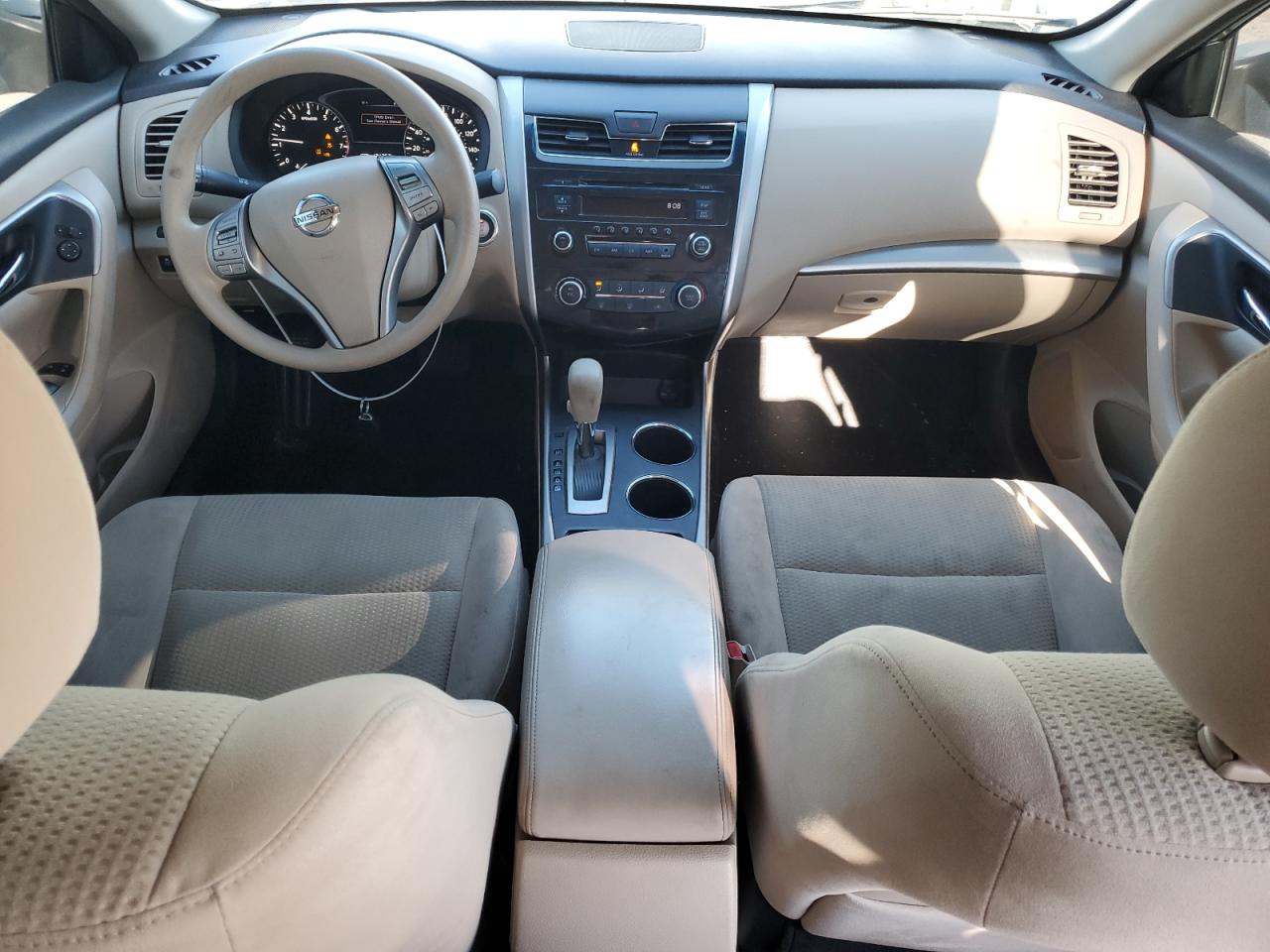 2015 Nissan Altima - Image 8