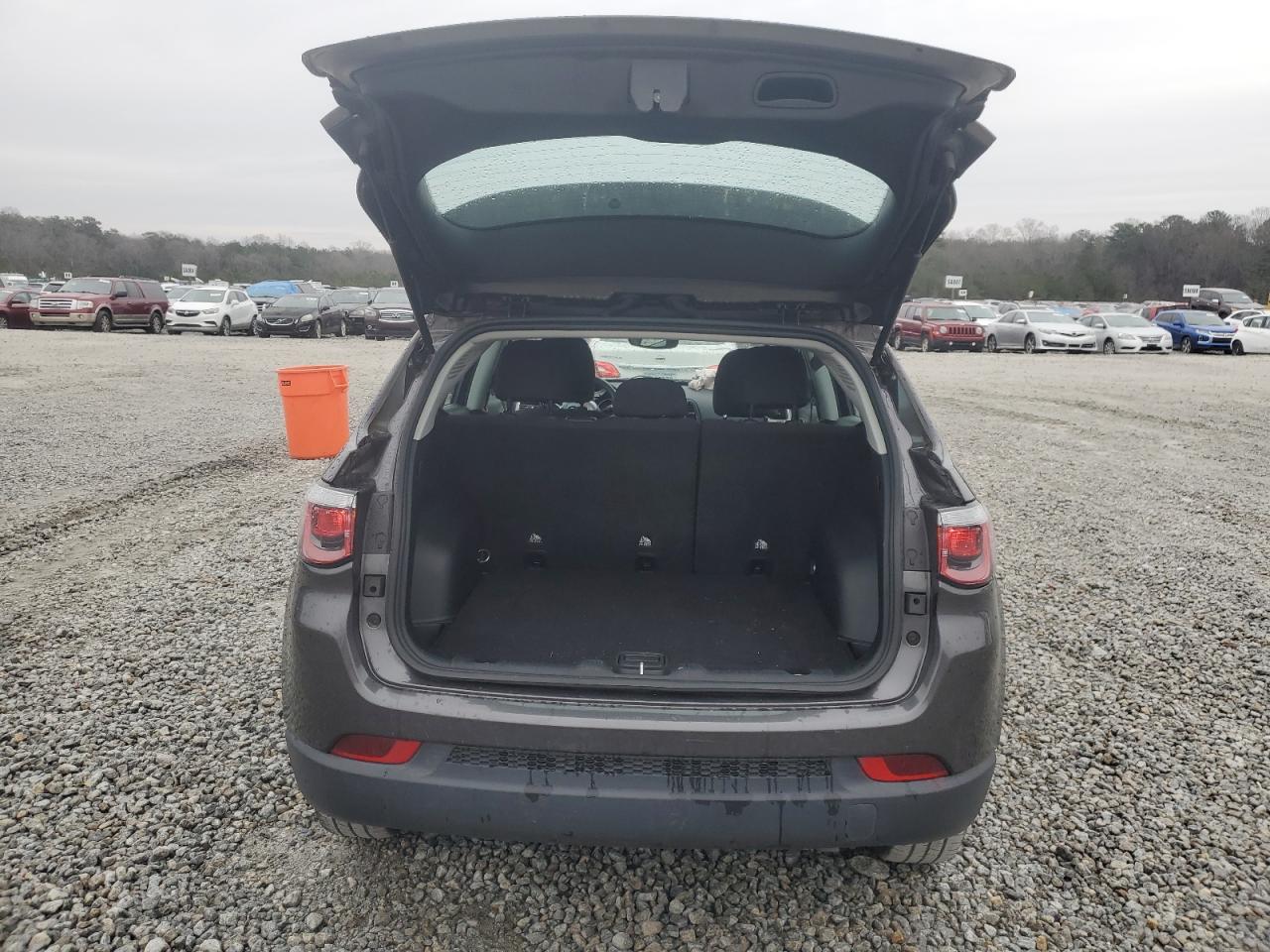 2020 Jeep Compass - Image 6