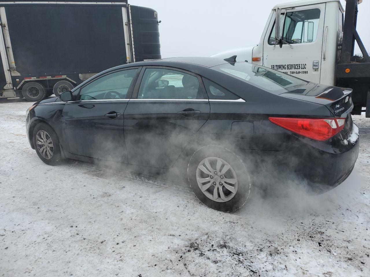 2011 Hyundai Sonata - Image 2