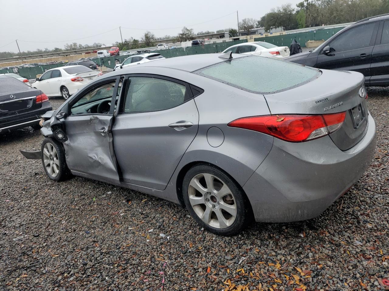 2012 Hyundai Elantra - Image 2