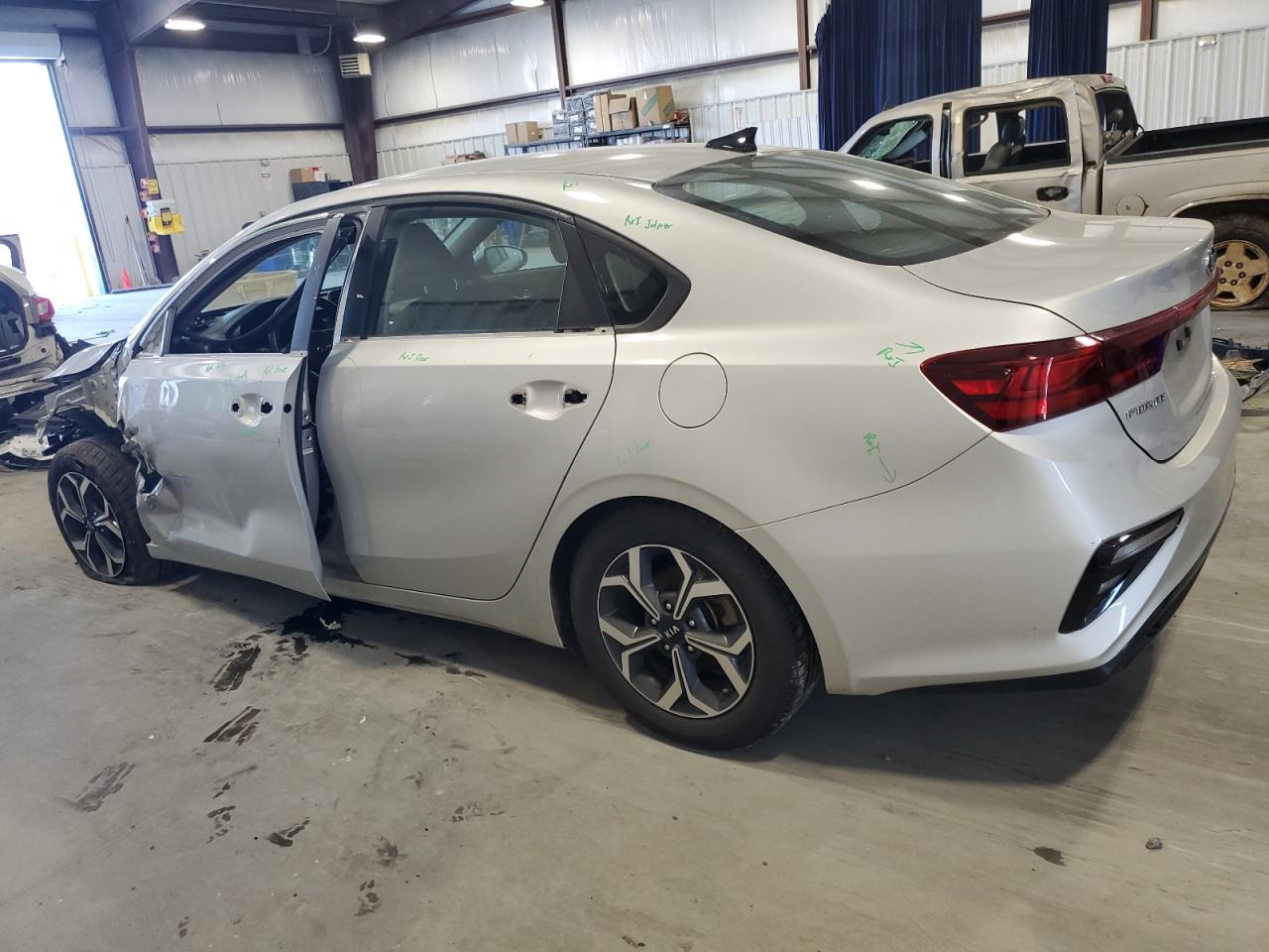 2020 Kia Forte - Image 2