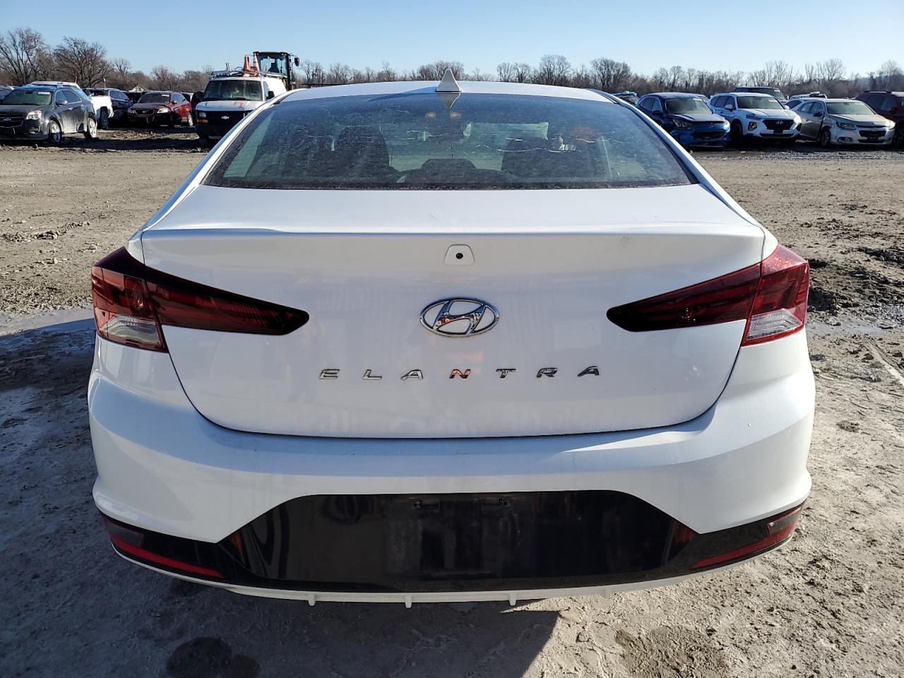 2020 Hyundai Elantra - Image 6