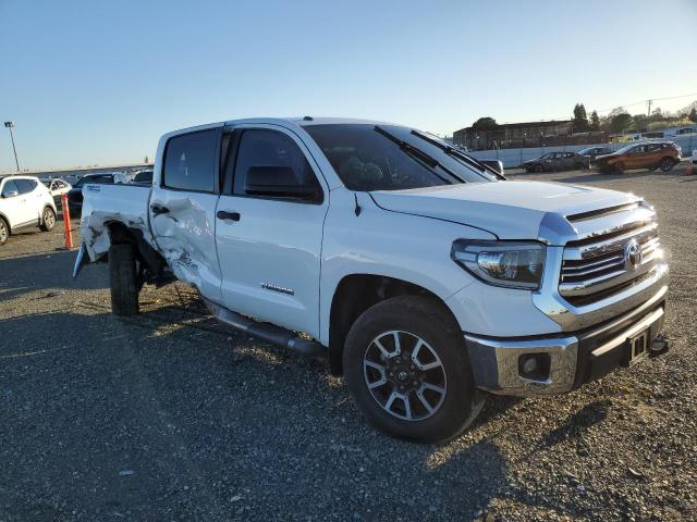 Пикапы TOYOTA TUNDRA 2014 Белый