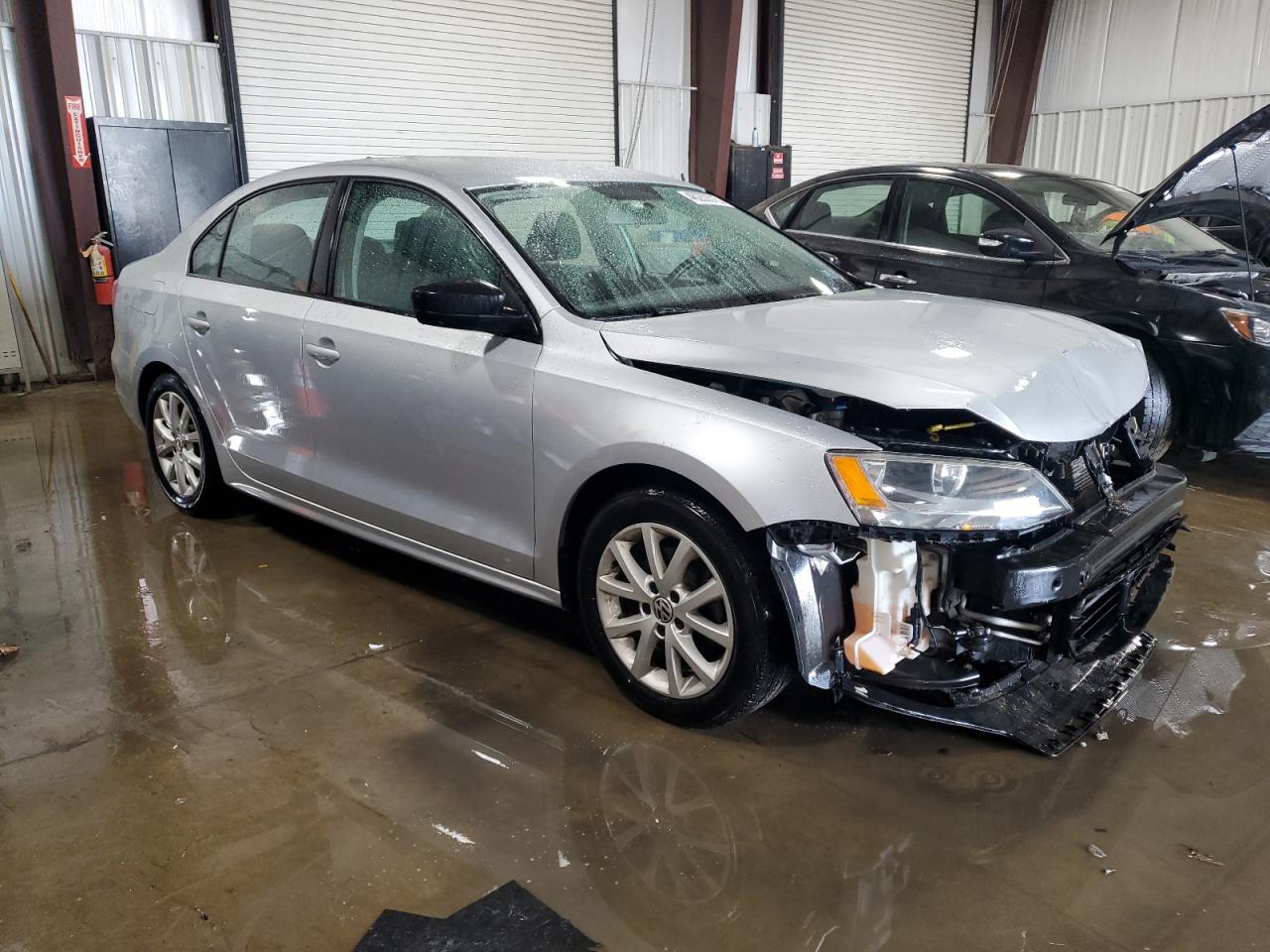 2015 Volkswagen Jetta - Image 4