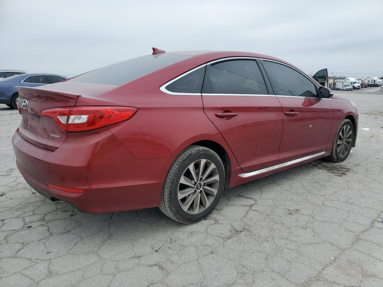 2015 Hyundai Sonata - Image 3