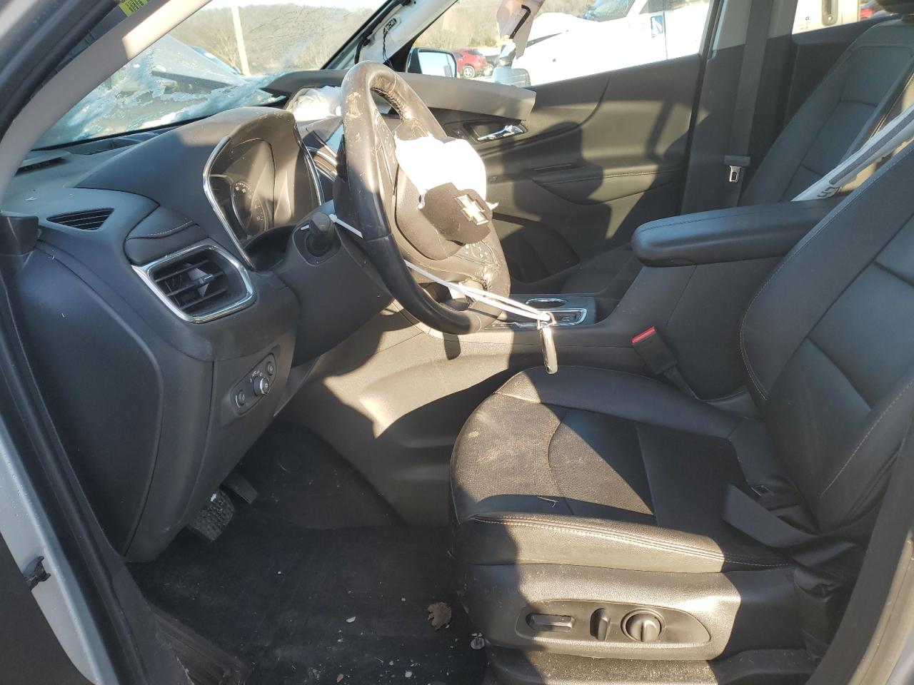 2020 Chevrolet Equinox - Image 7