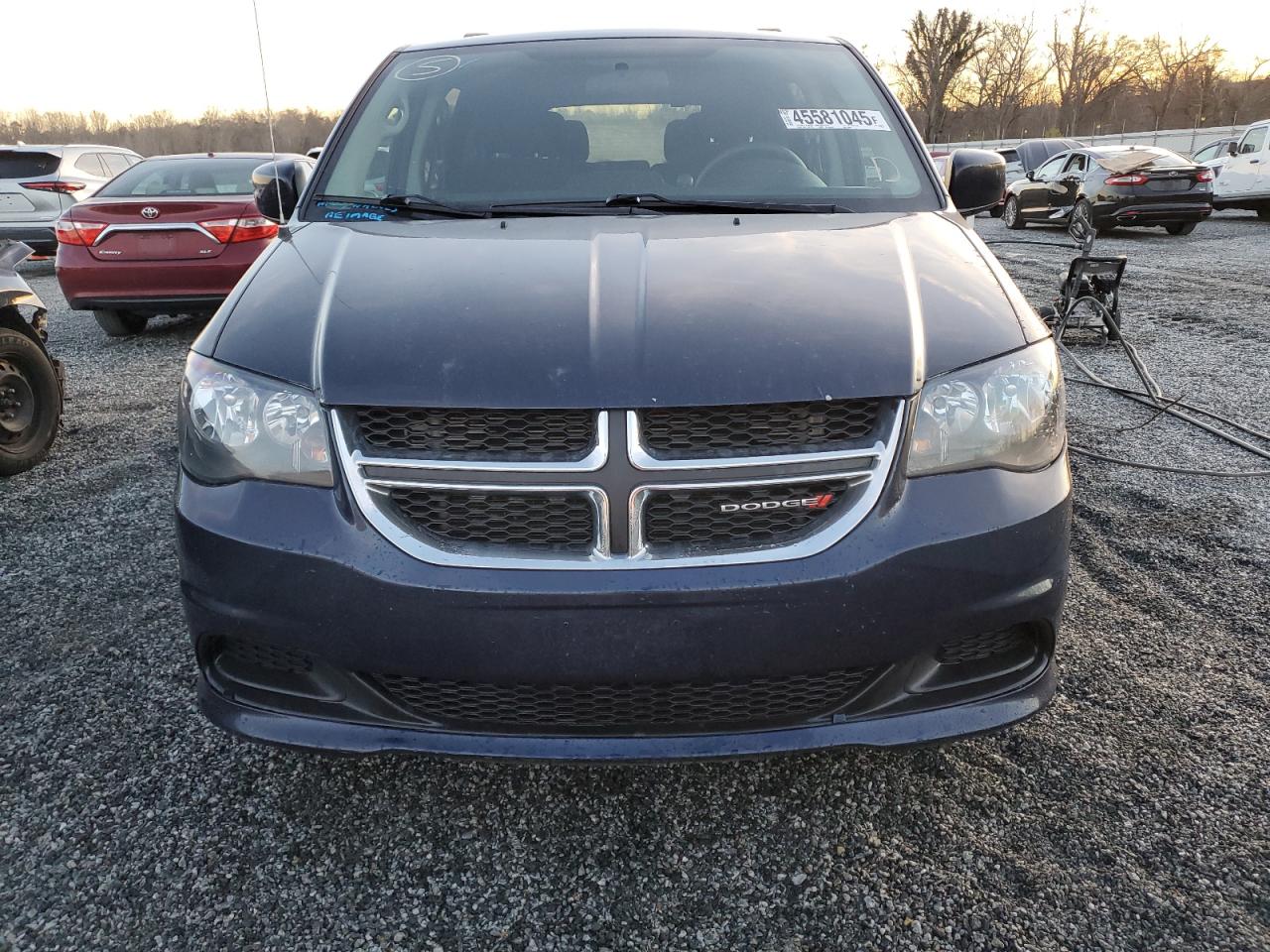 2013 Dodge Caravan - Image 5