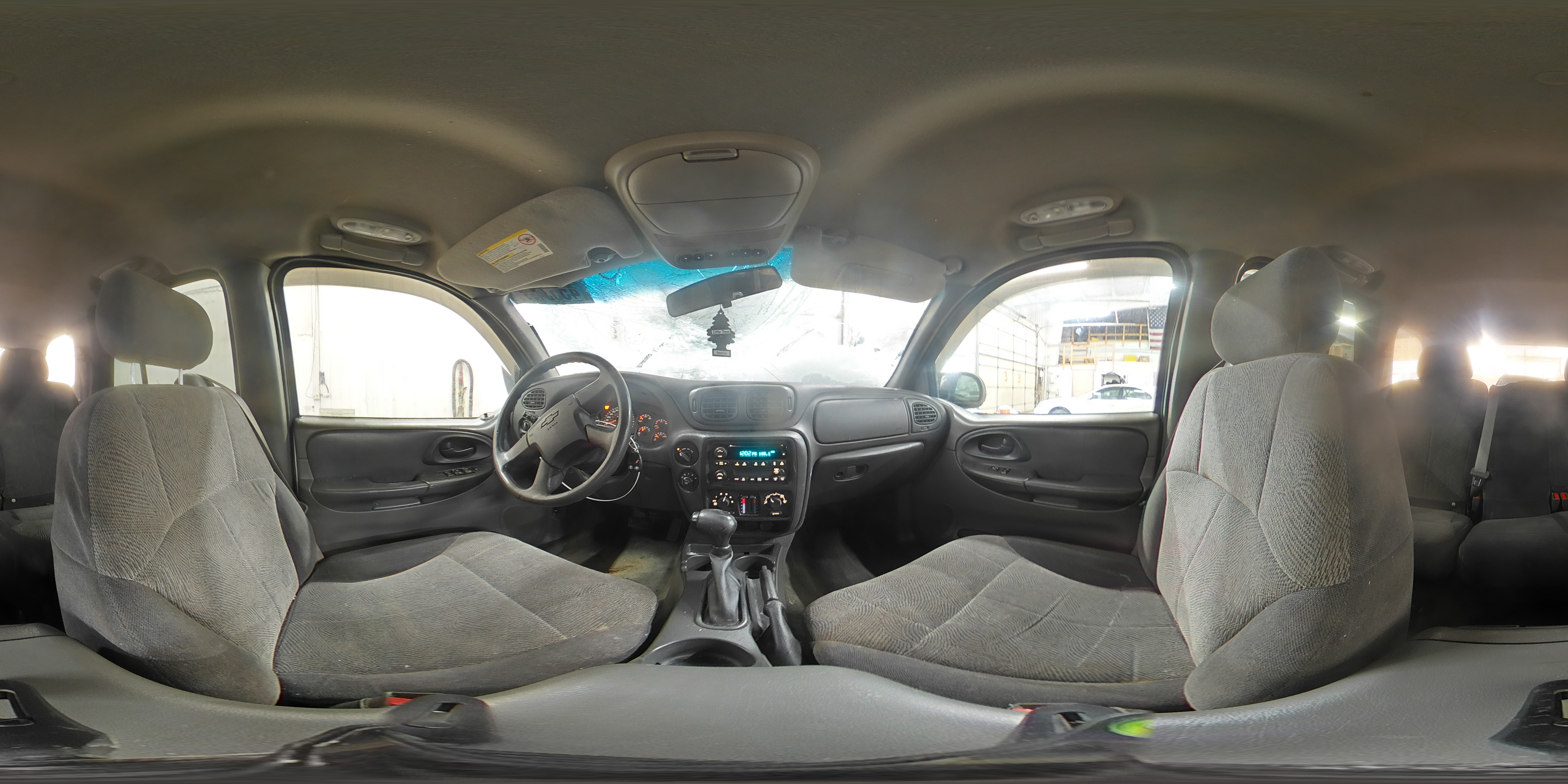 2004 Chevrolet TrailBlazer - Image 14