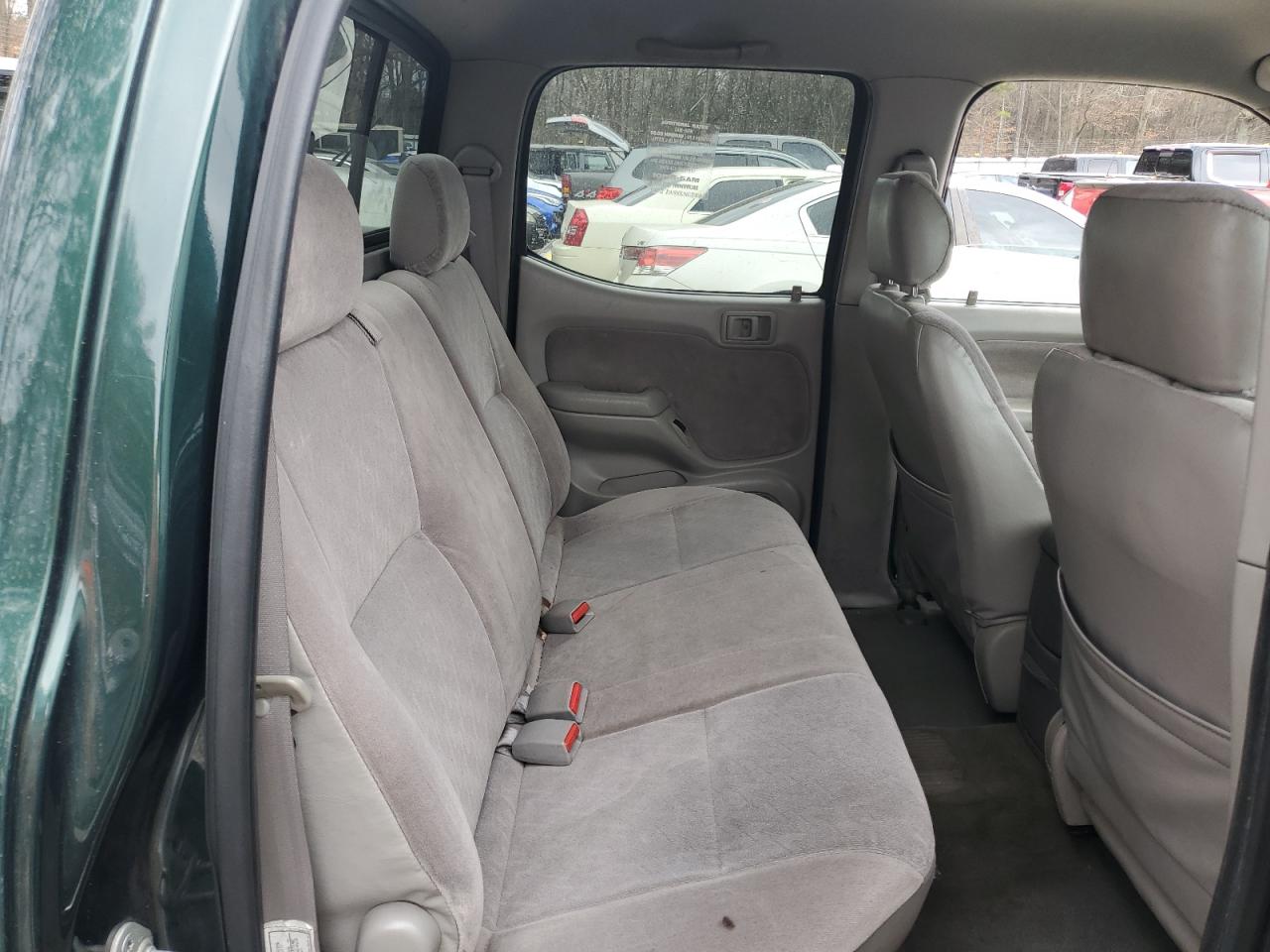 2002 Toyota Tacoma - Image 10