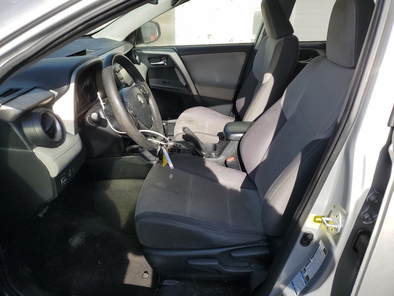 2015 Toyota RAV 4 - Image 7