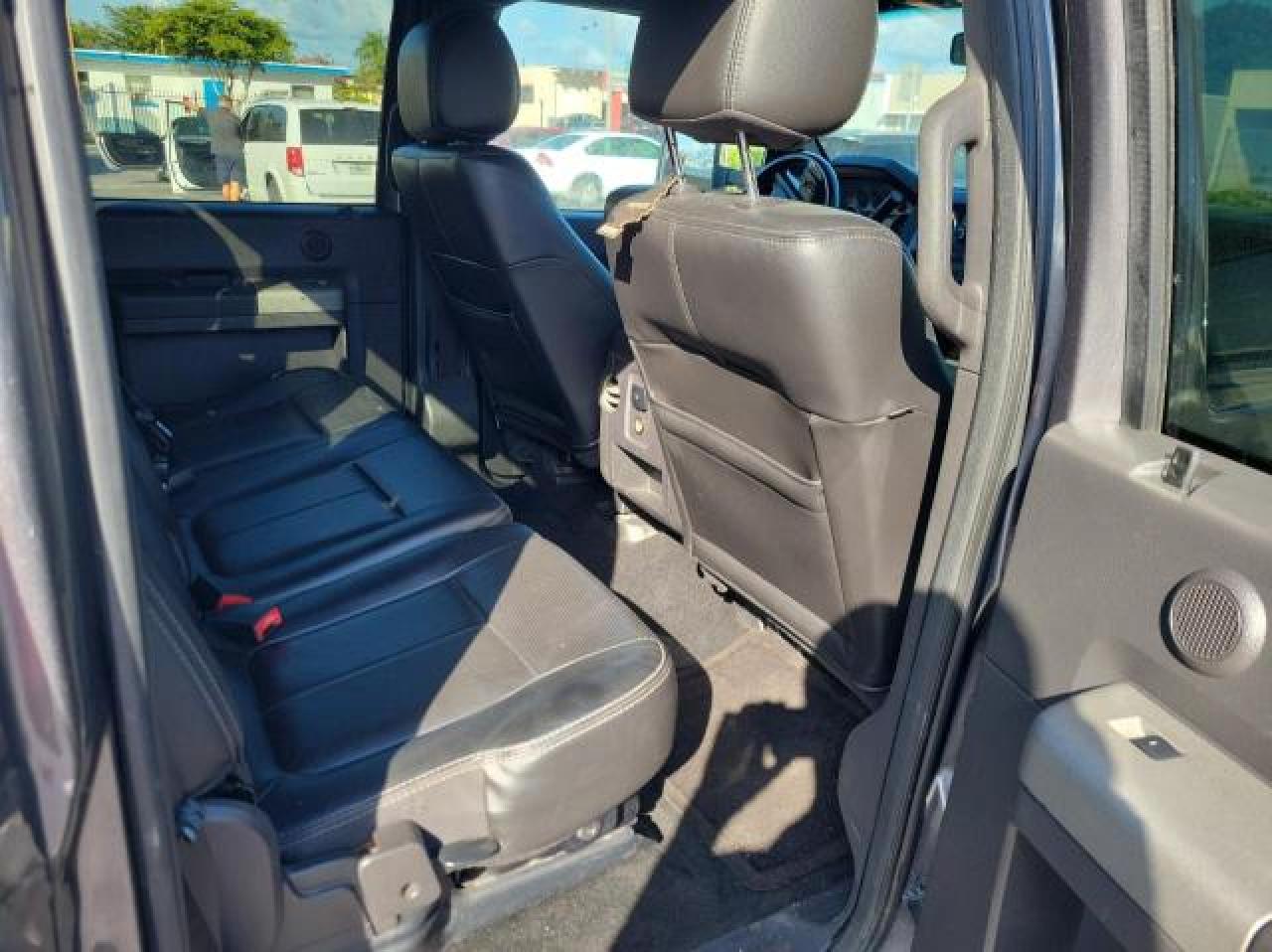 2012 Ford F250 - Image 6