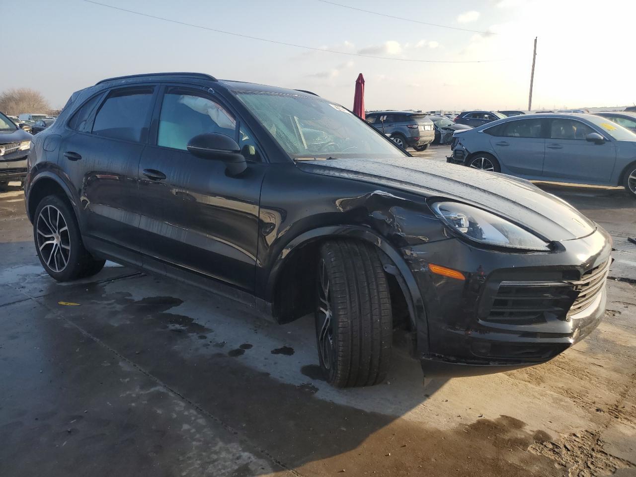 2019 Porsche Cayenne - Image 4