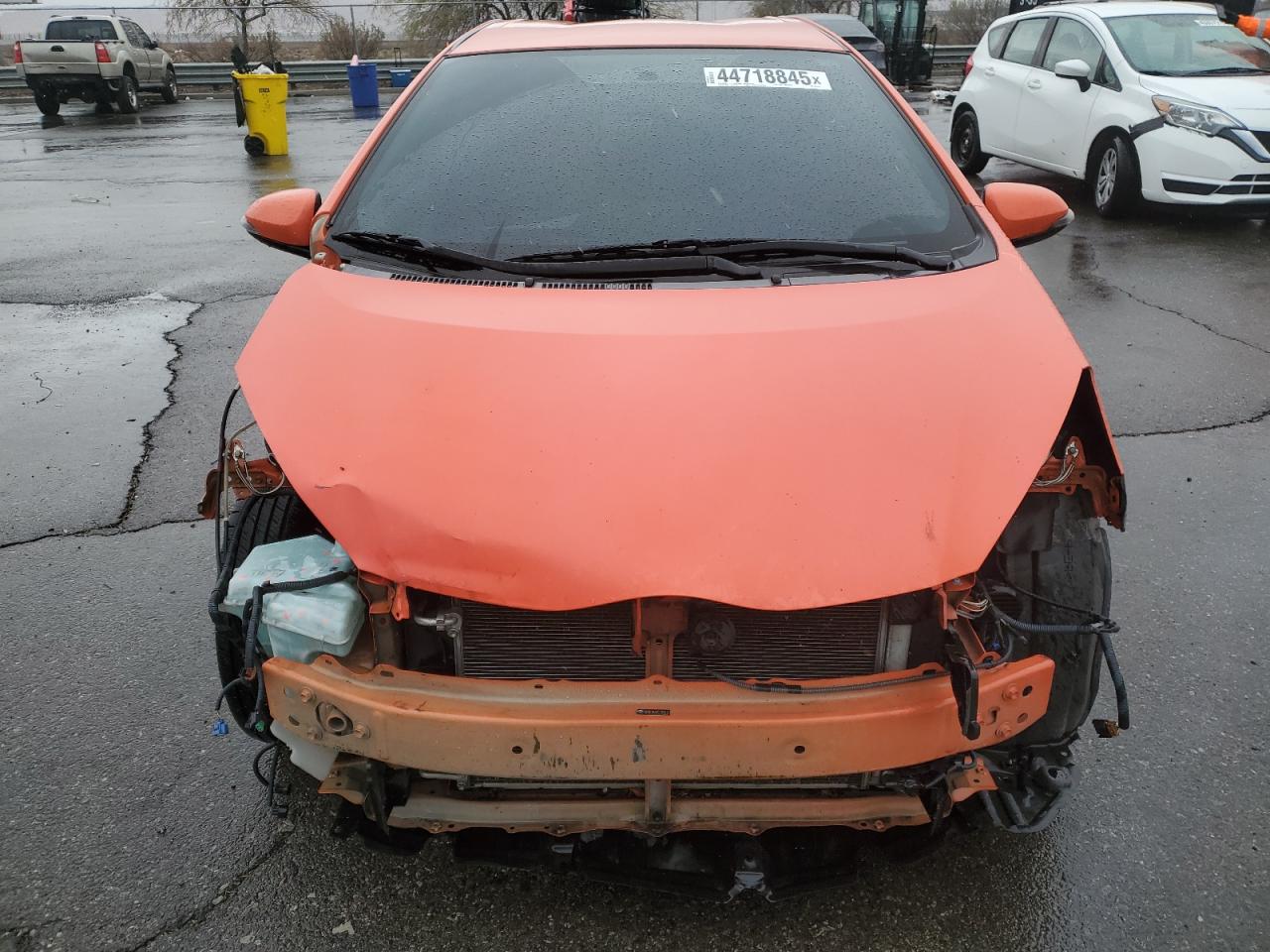 2012 Toyota Prius - Image 5