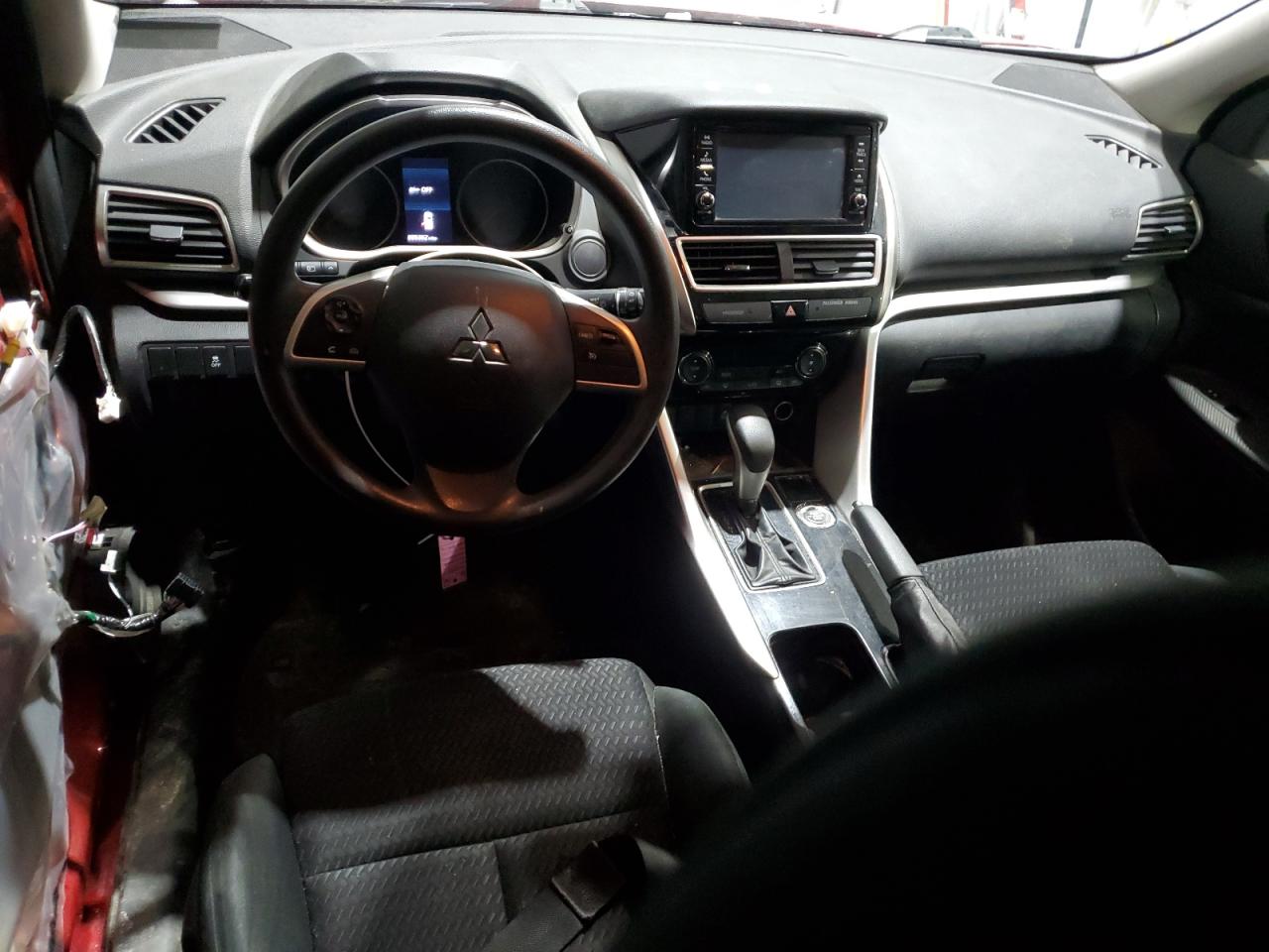 2019 Mitsubishi Eclipse - Image 8