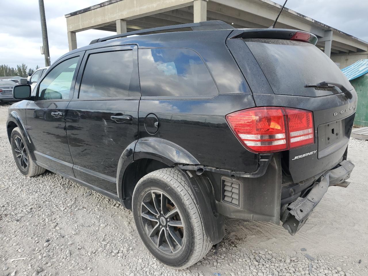 2018 Dodge Journey - Image 2