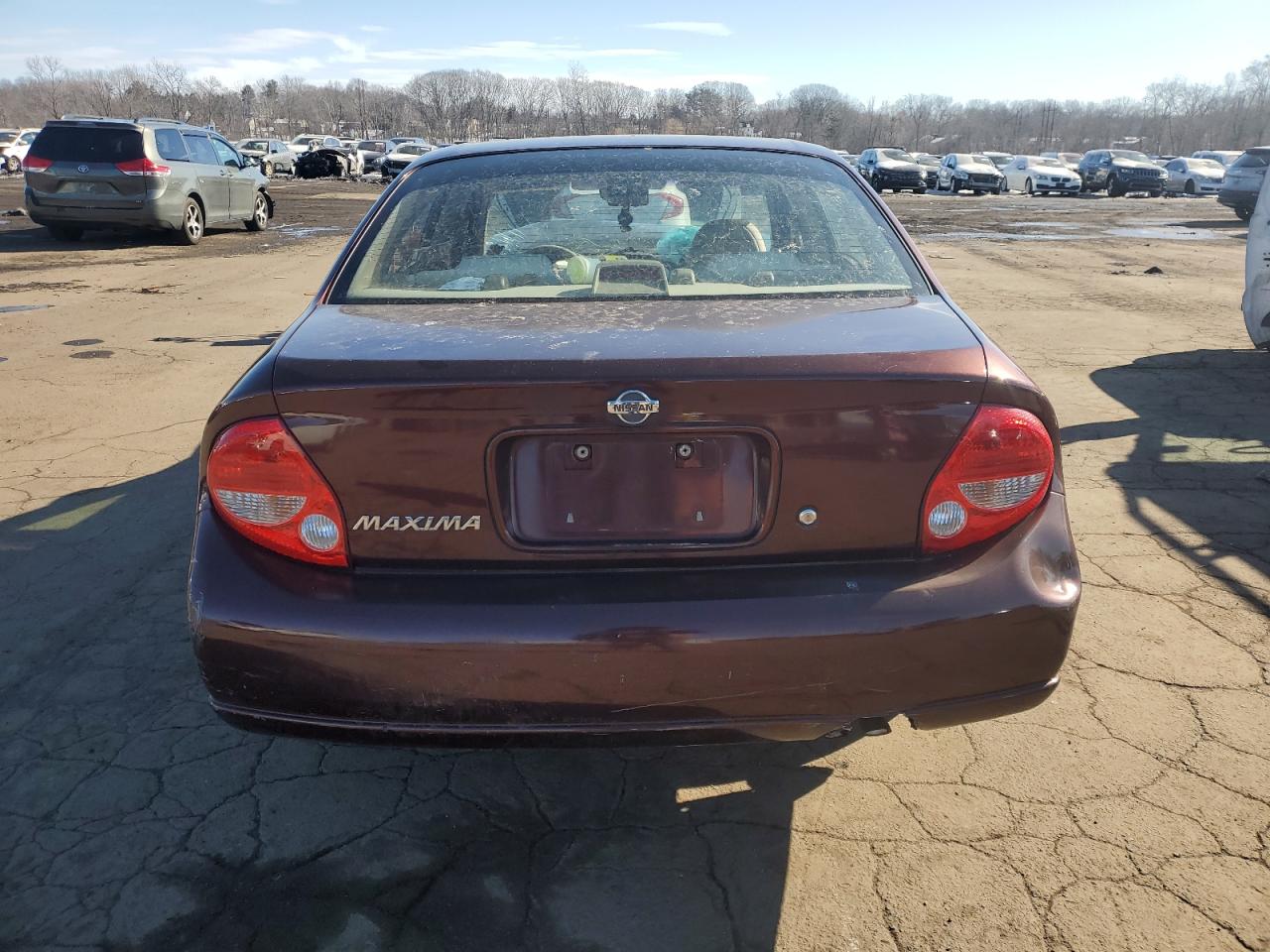 2000 Nissan Maxima - Image 6