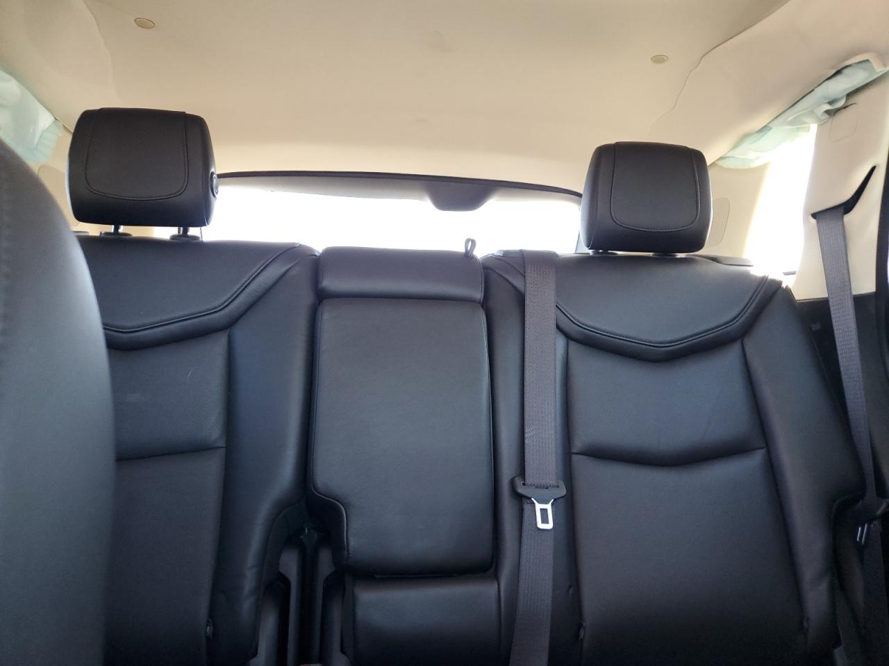 2018 Cadillac XT5 - Image 10