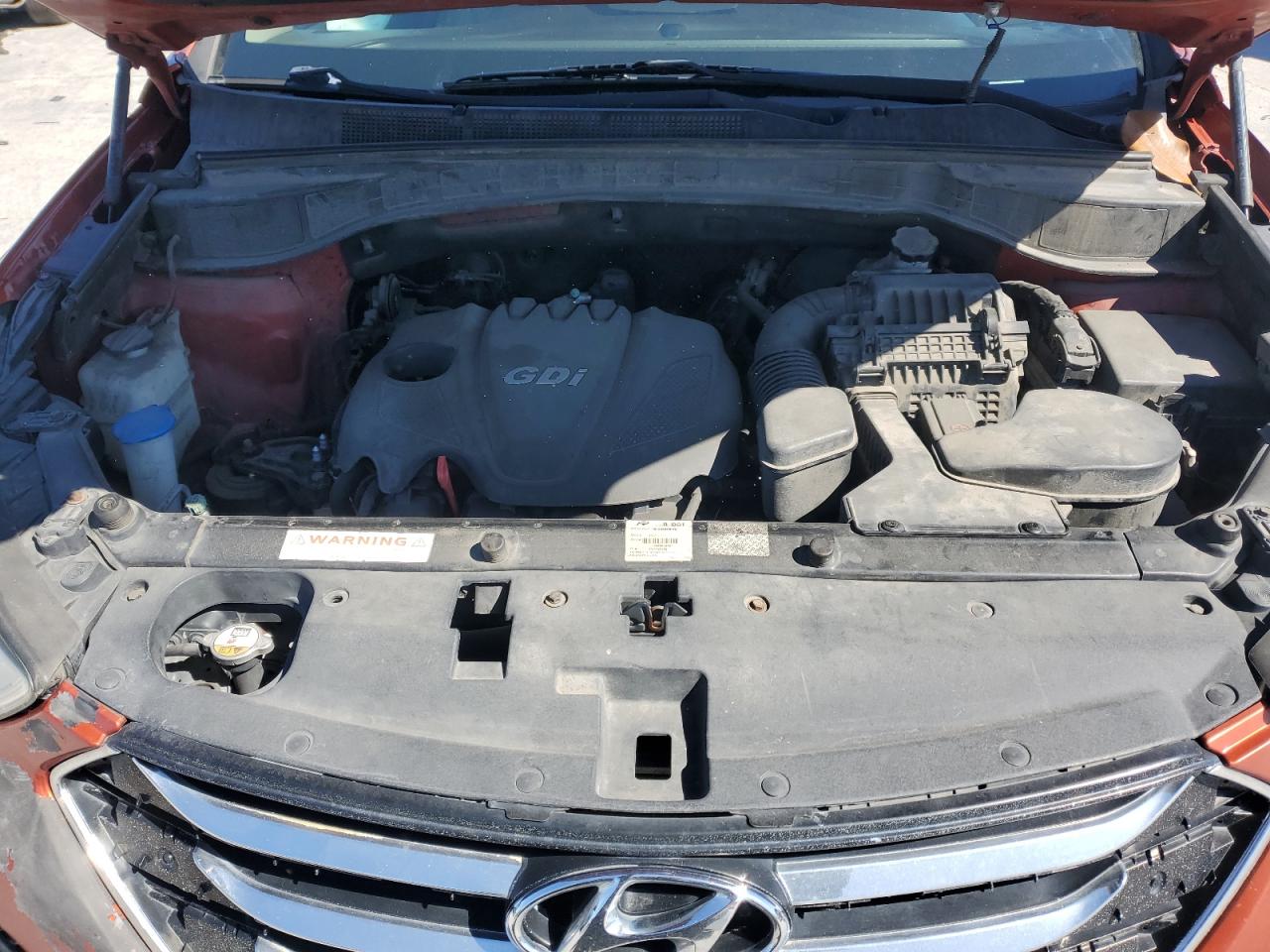 2016 Hyundai Santa Fe - Image 13