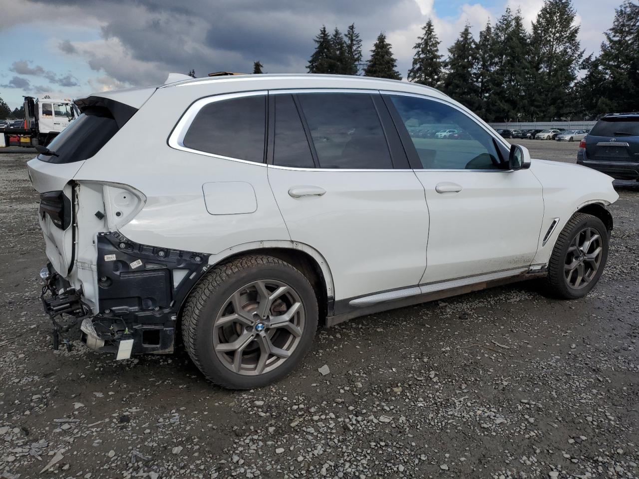 2022 BMW X3 - Image 3