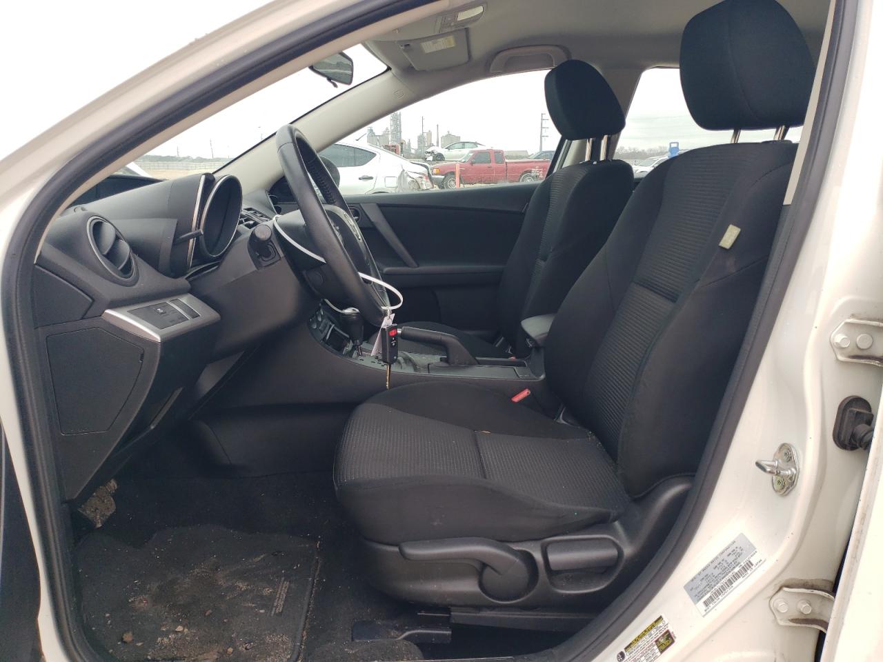 2012 Mazda 3 - Image 7