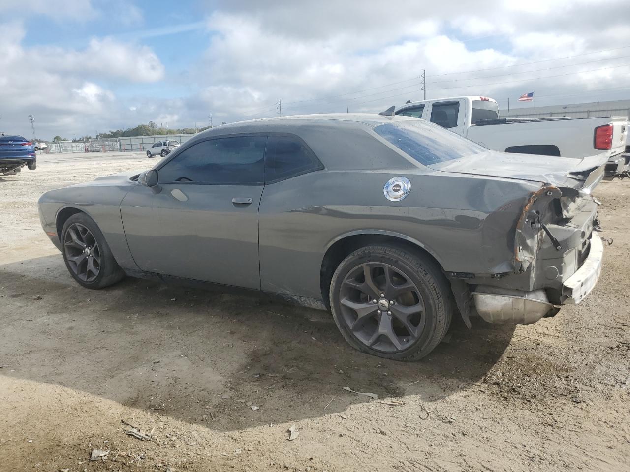 2018 Dodge Challenger - Image 2