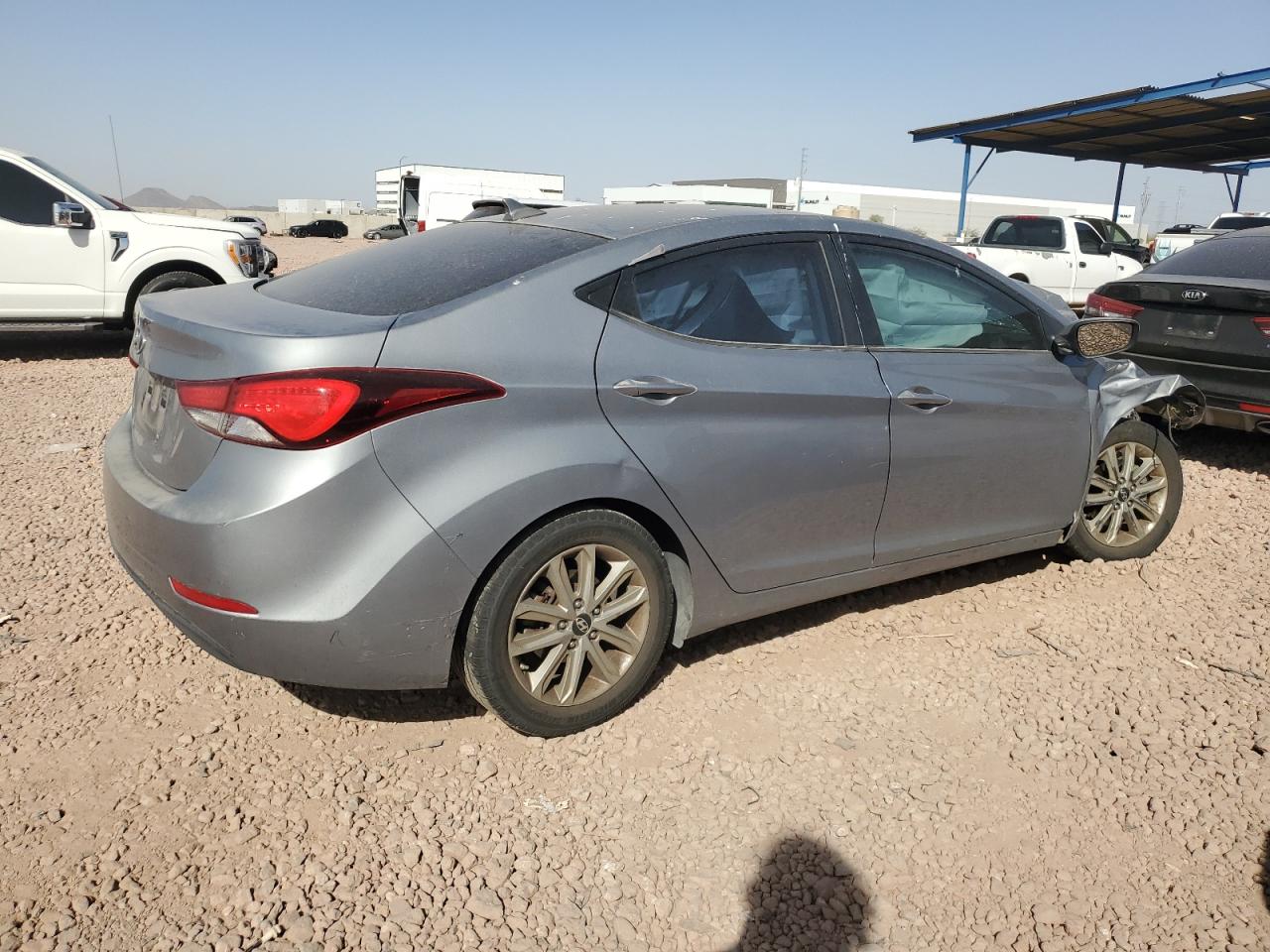 2015 Hyundai Elantra - Image 3