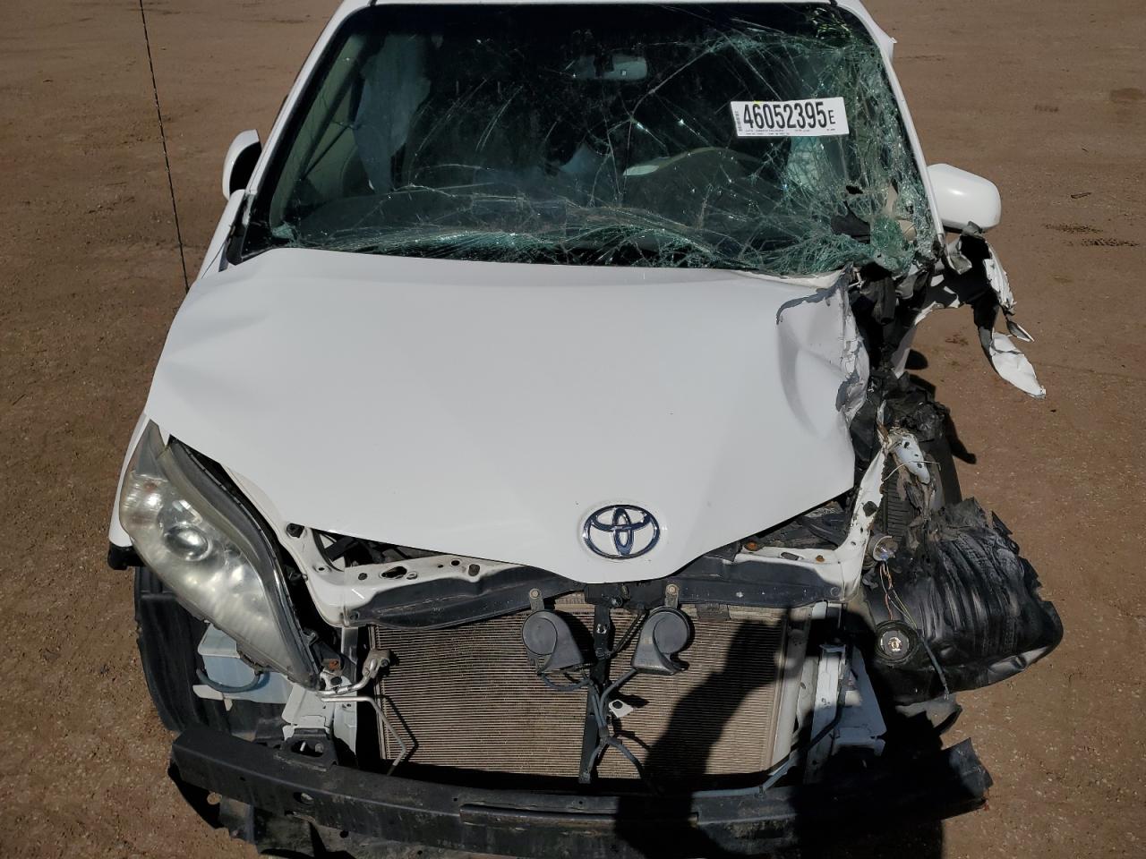 2014 Toyota Sienna - Image 12