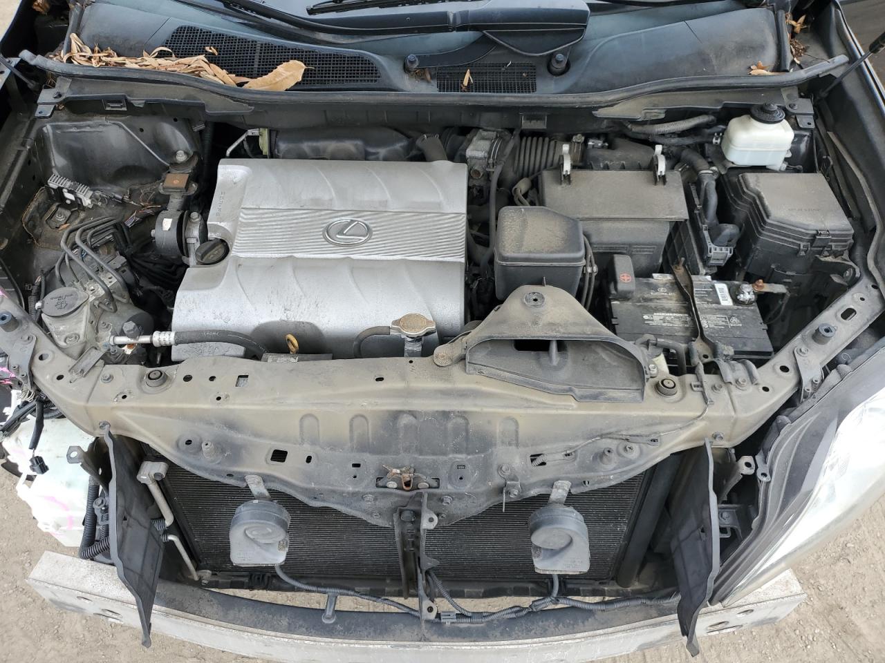 2012 Lexus RX - Image 12