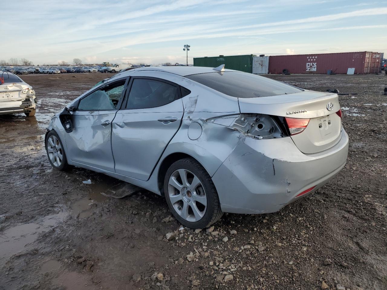 2013 Hyundai Elantra - Image 2