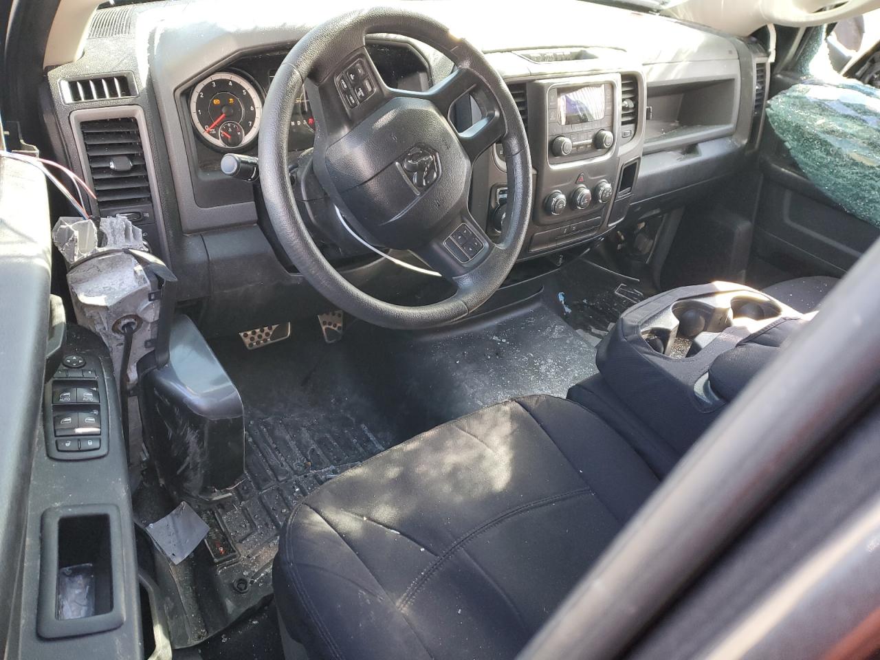 2017 RAM 1500 - Image 8