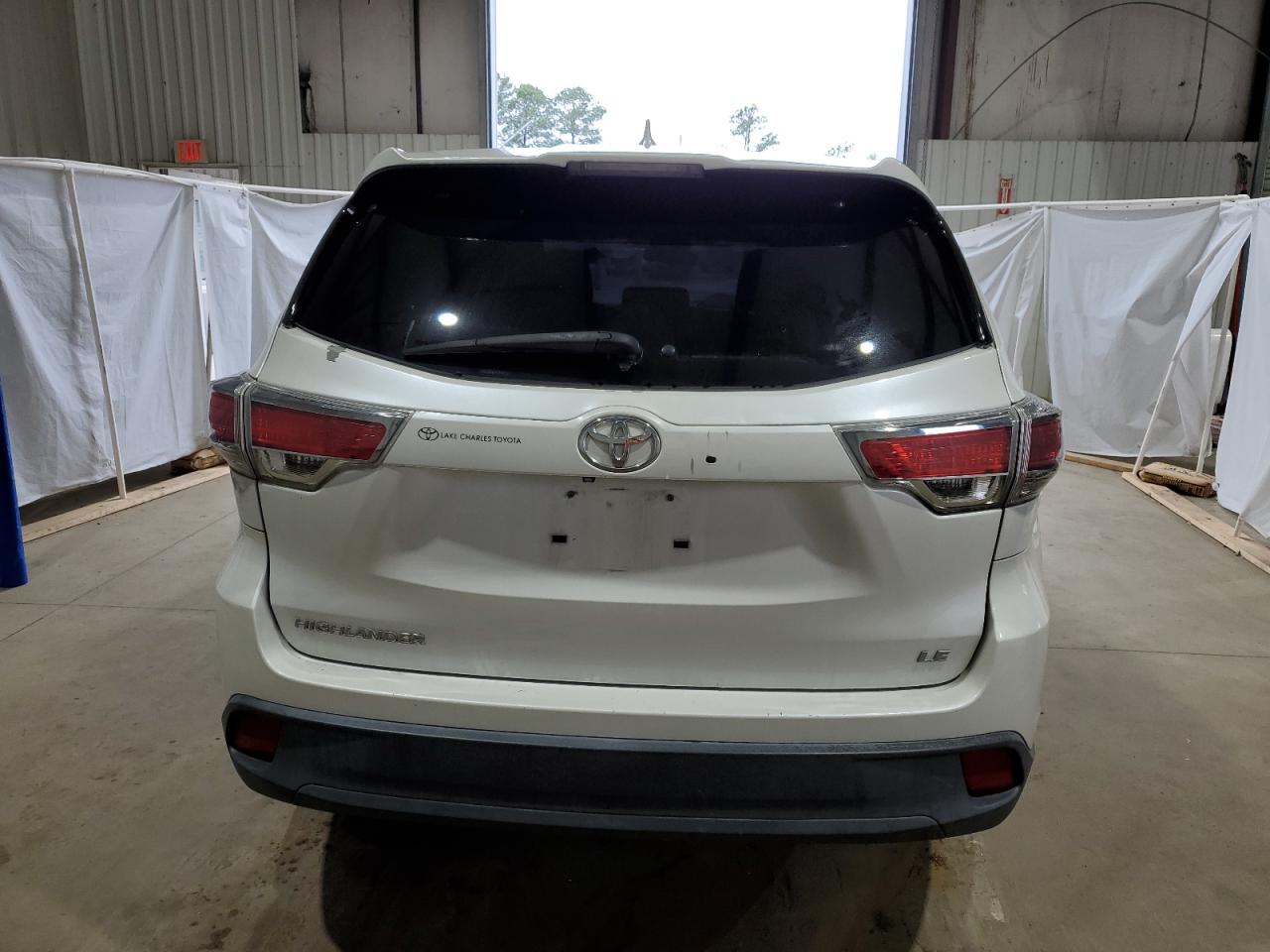 2015 Toyota Highlander - Image 6