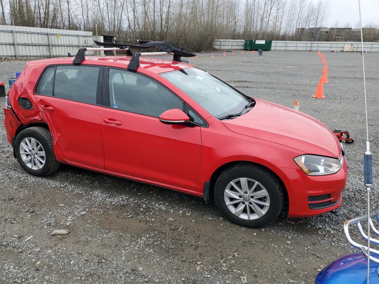 2016 Volkswagen Golf - Image 4