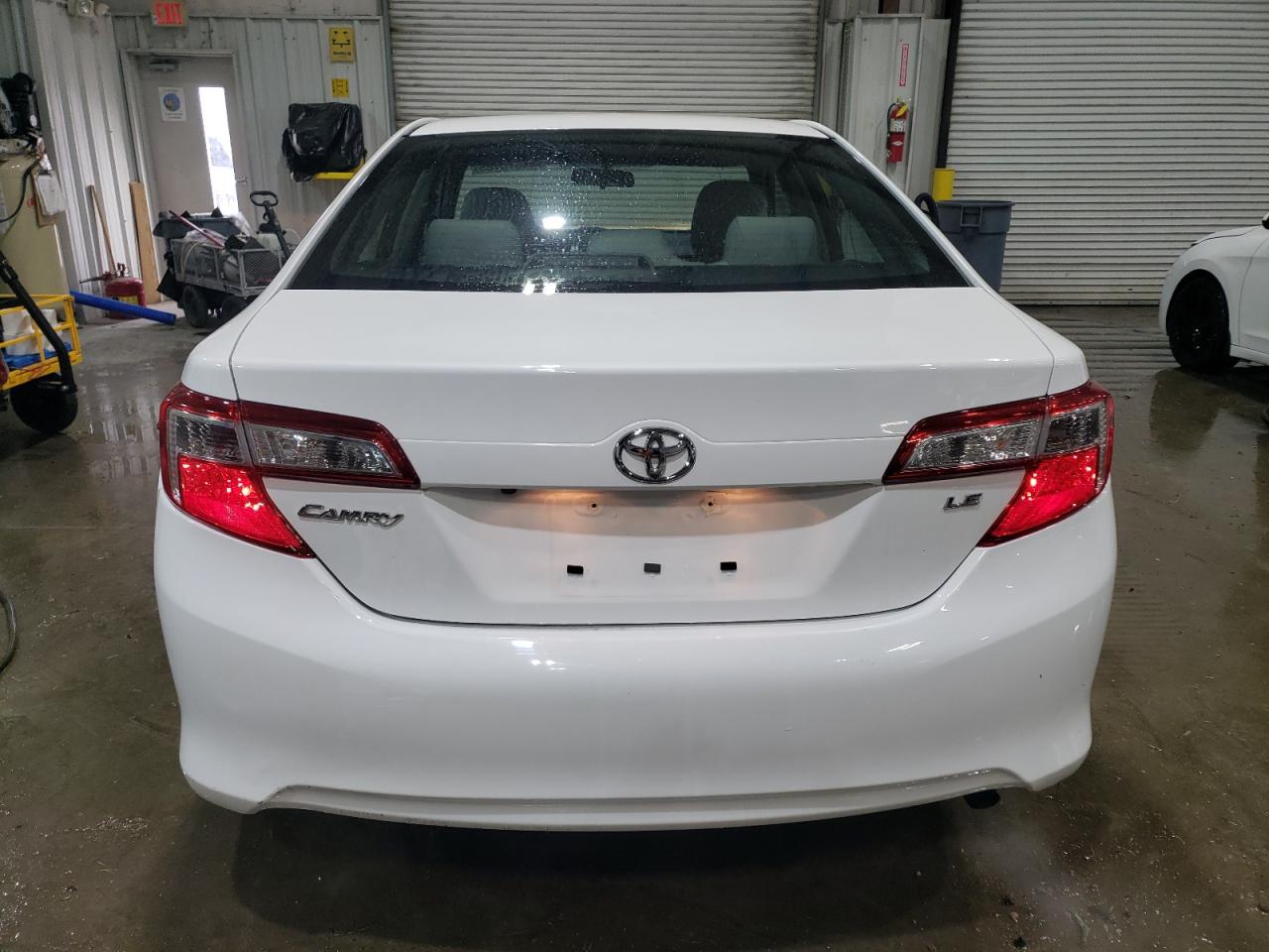 2014 Toyota Camry - Image 6