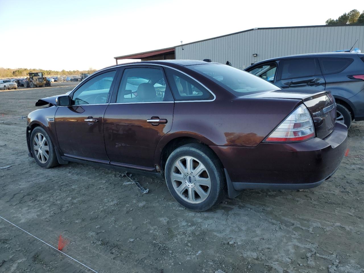 2009 Ford Taurus - Image 2