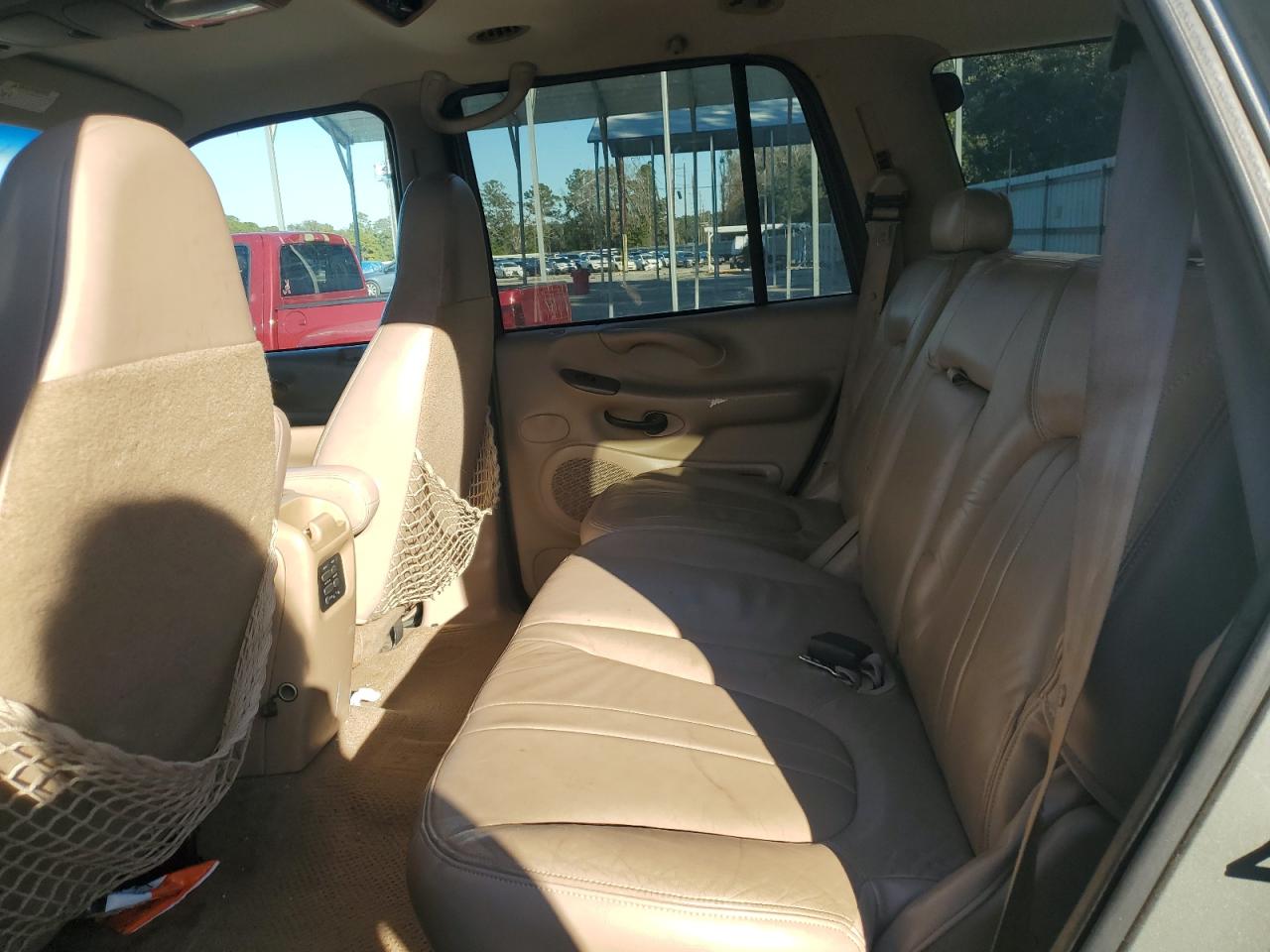 1999 Ford Expedition - Image 11